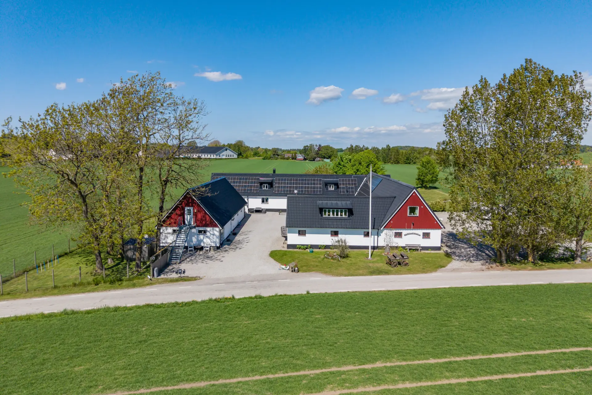 Bild 2 från Skånegårdar